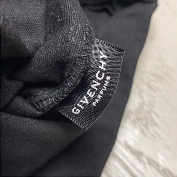 Givenchy Cosmetic Drawstring Pouch - Picture 5 of 12